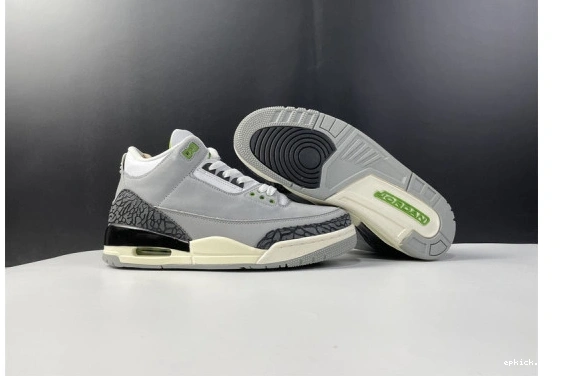 Rep EP Jordan 136064-006 Chlorophyll Retro Air 136064-006 3 0409